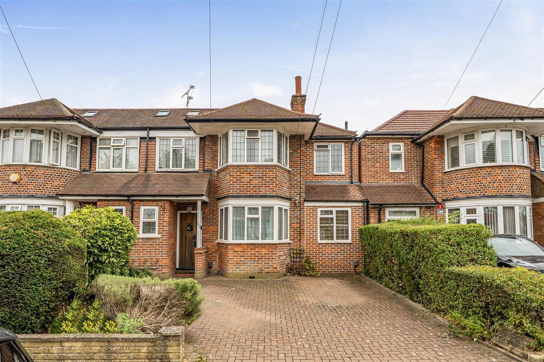 House in Pinner, Harrow, England 1 - 19089401