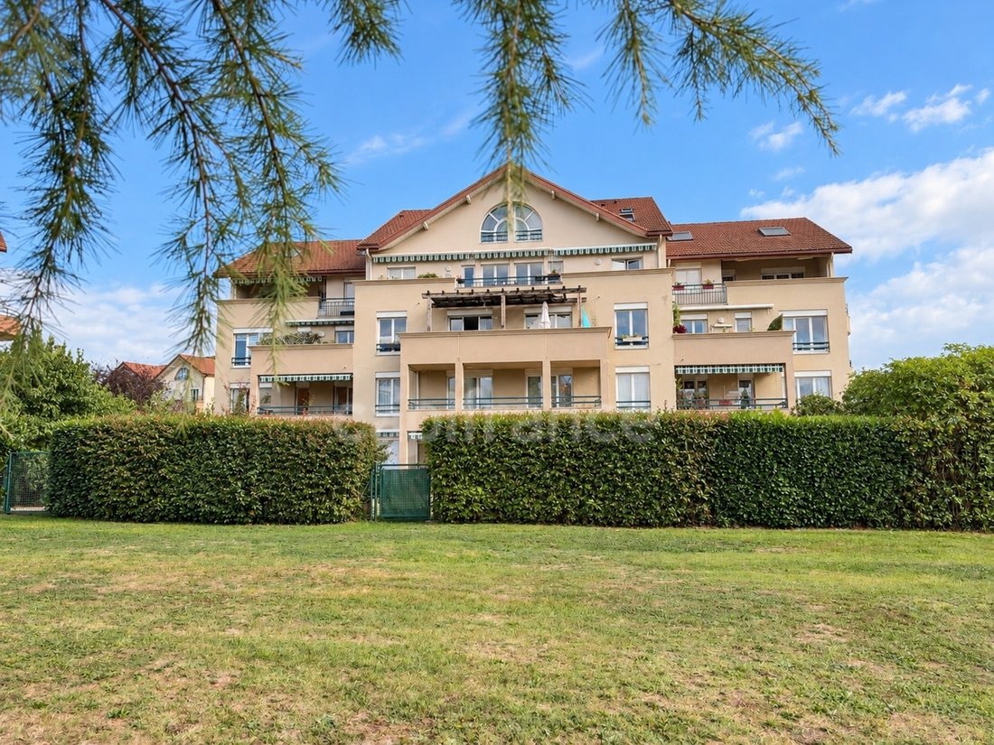 Wohnung in Divonne-les-Bains, Auvergne-Rhone-Alpen, Frankreich 1 - 19088267