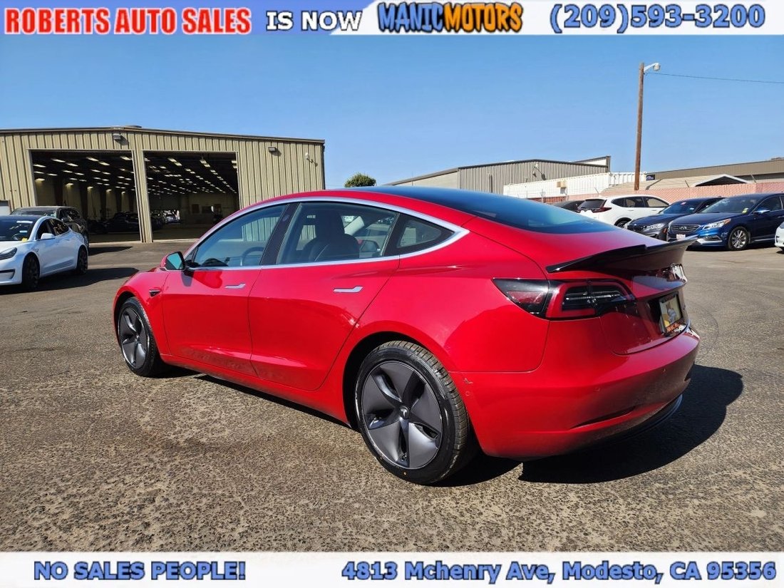 Sedan in Modesto, CA, United States 5 - 19091011
