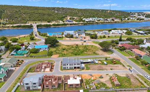 Estate in Still Bay West, Western Cape, South Africa 1