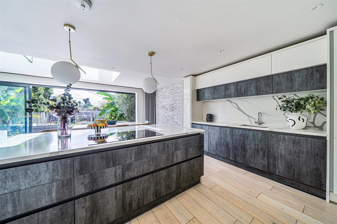 Haus in Maidenhead, England 4 - 19089423