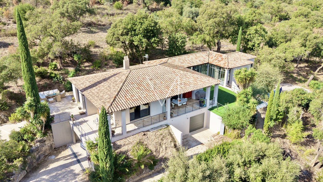 Villa in Le Plan-de-la-Tour, Provence-Alpes-Côte d'Azur, Frankreich 5 - 19090578