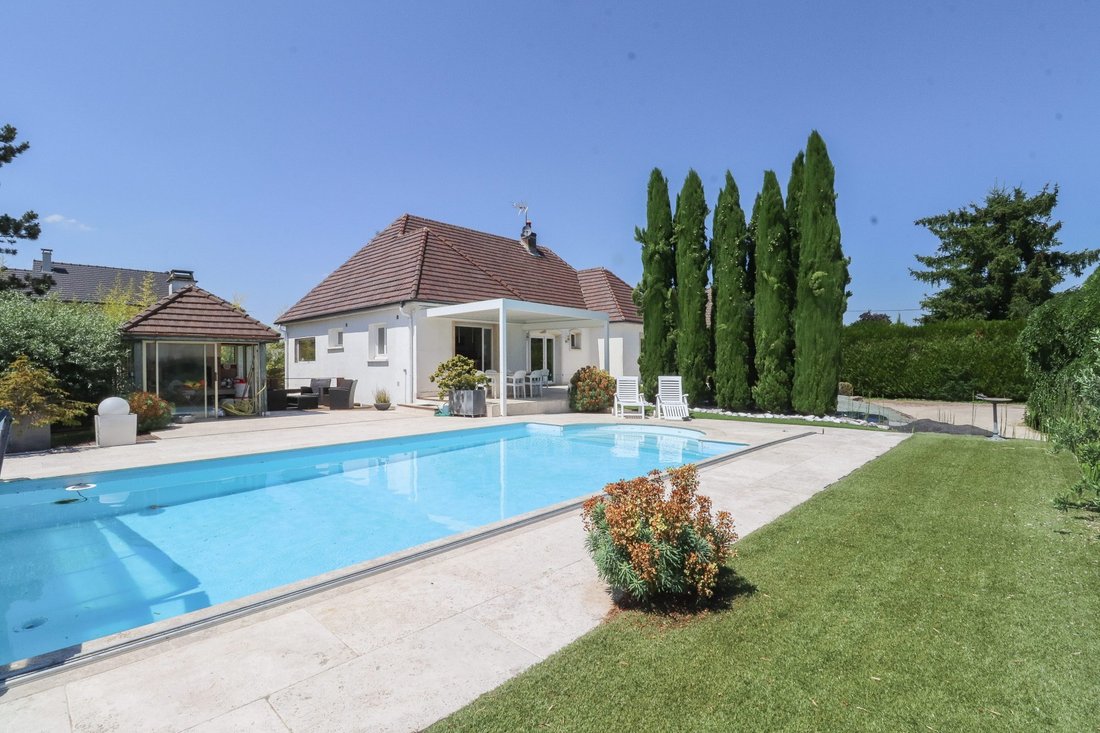 Casa en Crimolois, Neuilly-Crimolois, Francia 1 - 17963484