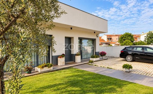 House in Alcains, Castelo Branco District, Portugal 1