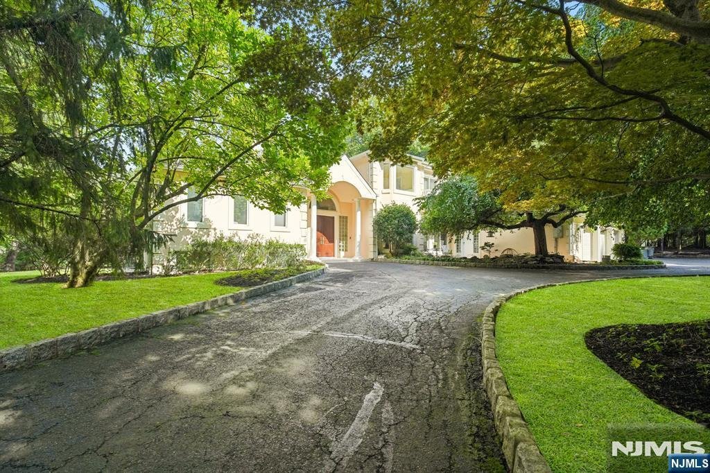 House in Allendale, New Jersey, United States 2 - 19087353