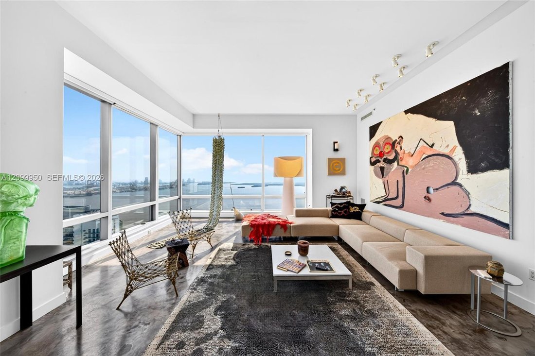 Condo in Miami, Florida, United States 3 - 19090437