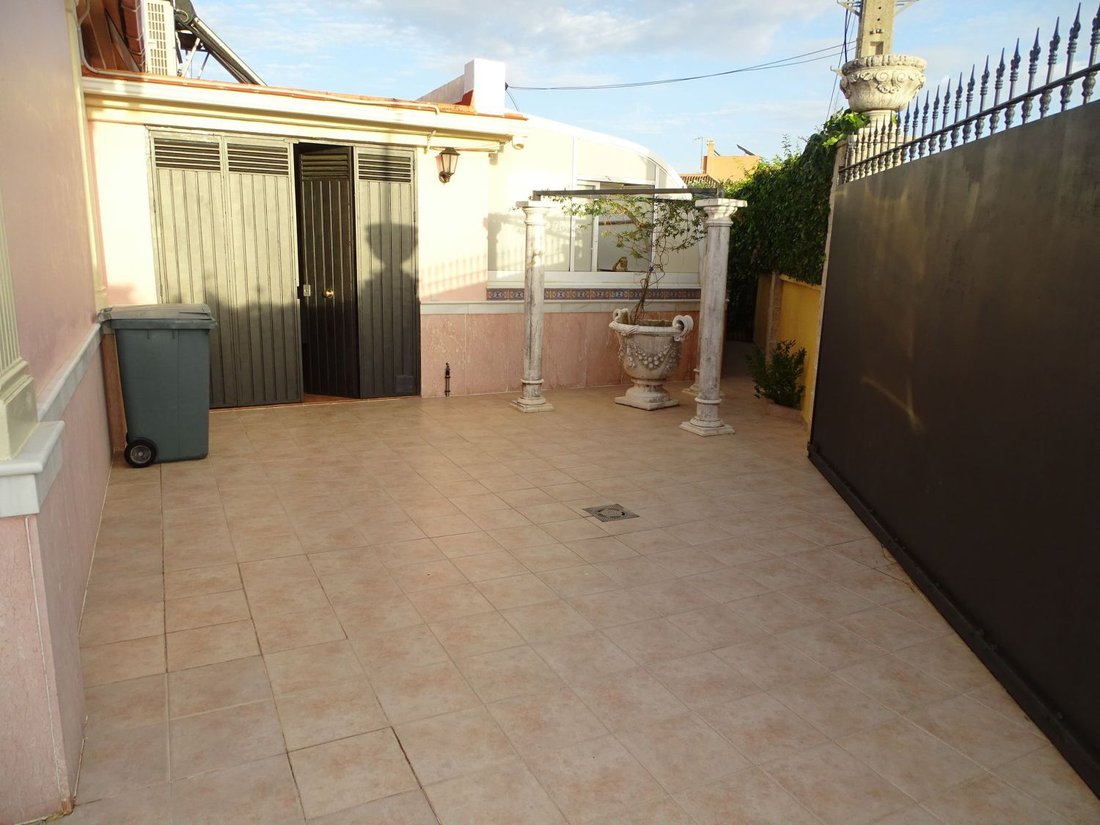 Chalet a Espartinas, Andalusia, Spagna 4 - 19086876