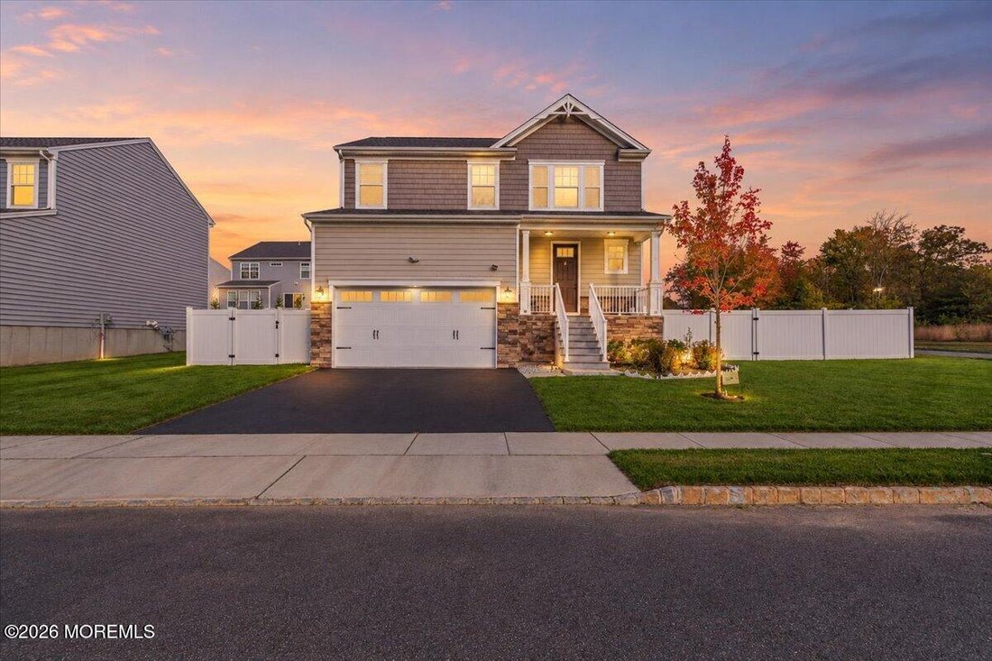 House in Old Bridge Township, New Jersey, United States 1 - 19088524