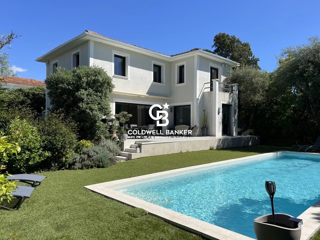 Villa in Pont du Lys-Antibes les Pins, Antibes, Frankreich 1 - 17526209