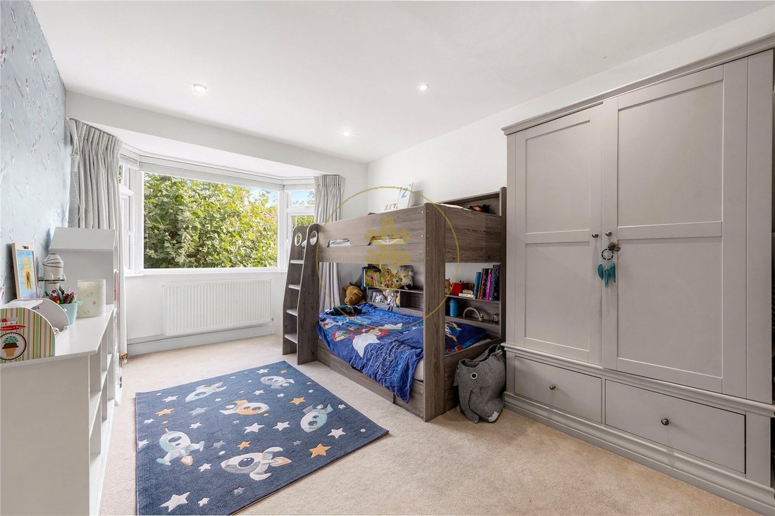House in Mill Hill, Barnet, England 4 - 19089310
