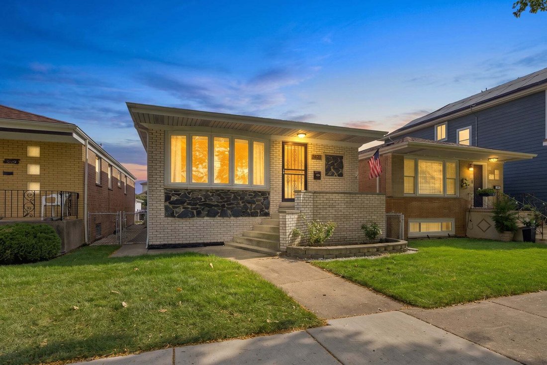 House in Chicago, Illinois, United States 1 - 19089963