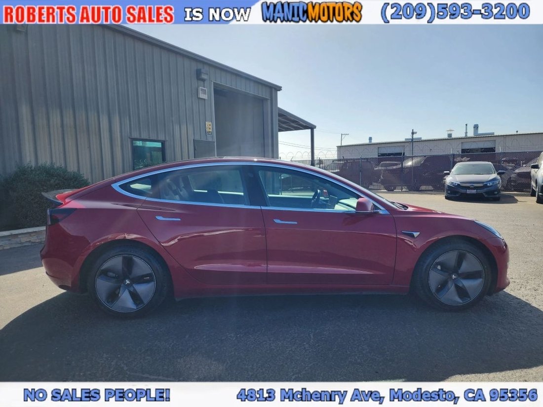 Sedan in Modesto, CA, United States 2 - 19091011