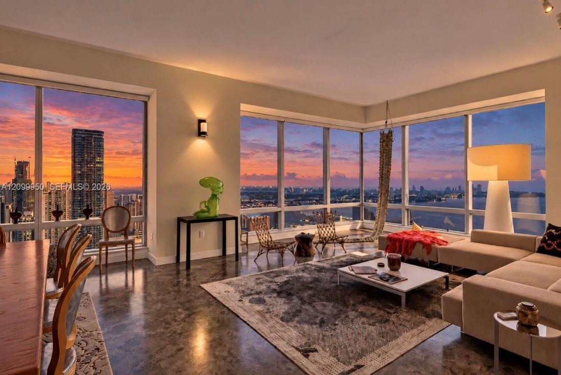 Condo in Miami, Florida, United States 1 - 19090437