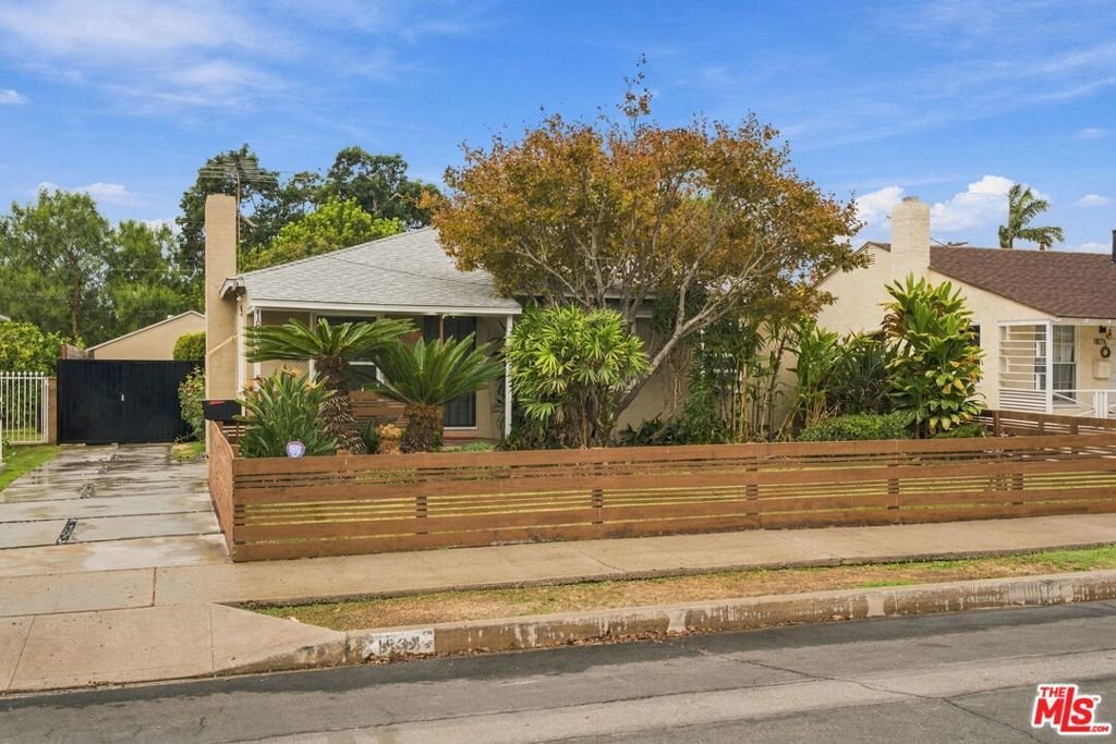 House in Los Angeles, California, United States 2 - 19090021