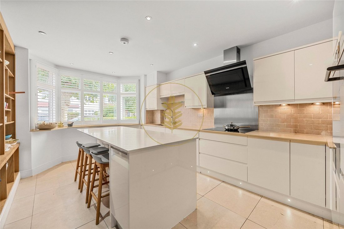 House in Mill Hill, Barnet, England 2 - 19089310