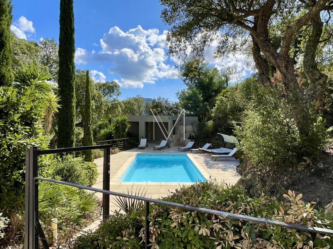 Villa in Le Plan-de-la-Tour, Provence-Alpes-Côte d'Azur, Frankreich 2 - 19090578