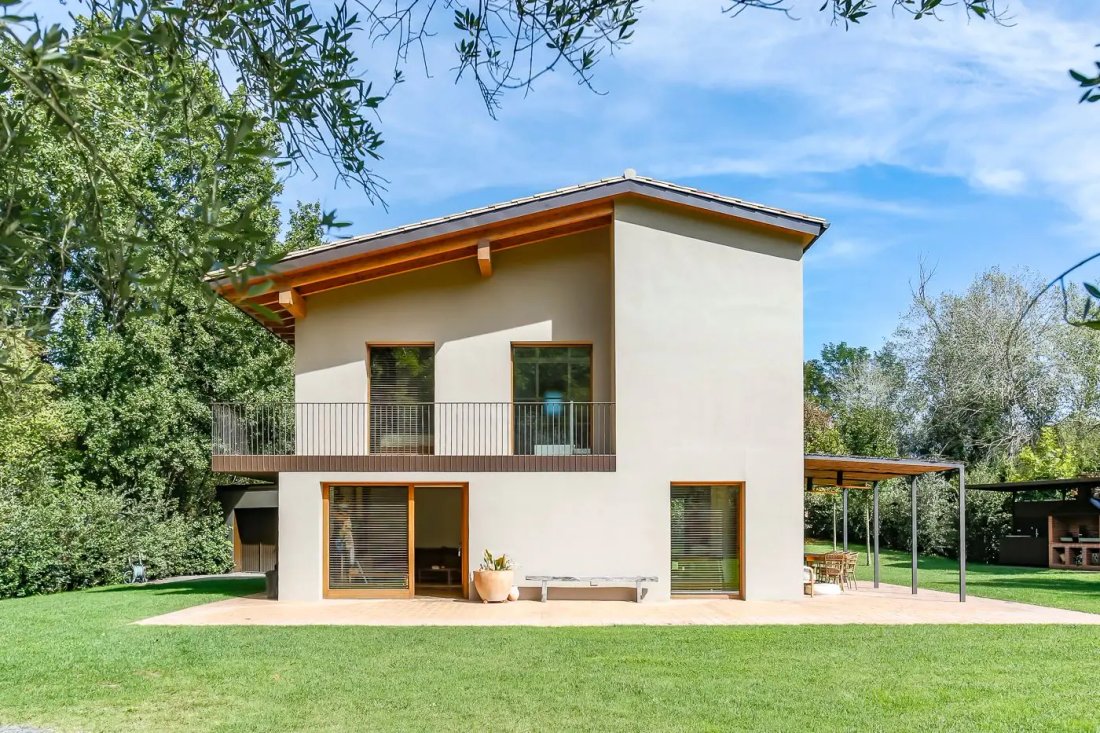 House in la Vall d'en Bas, Catalonia, Spain 3 - 19088533