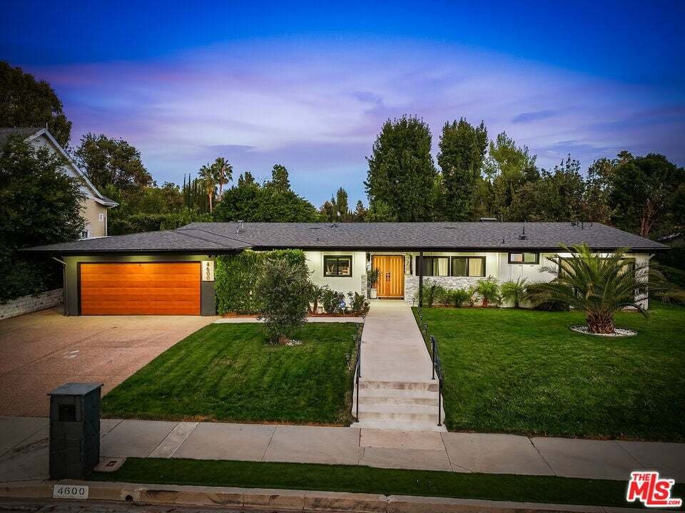 House in Los Angeles, California, United States 1 - 19090029