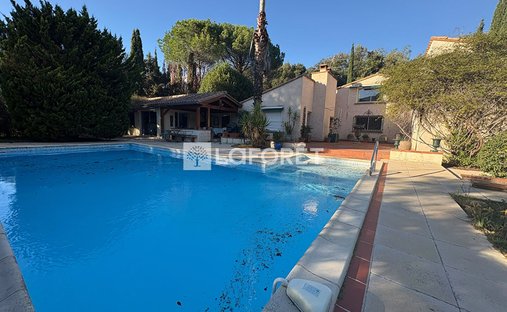 Villa a Reynès, Occitania, Francia 1