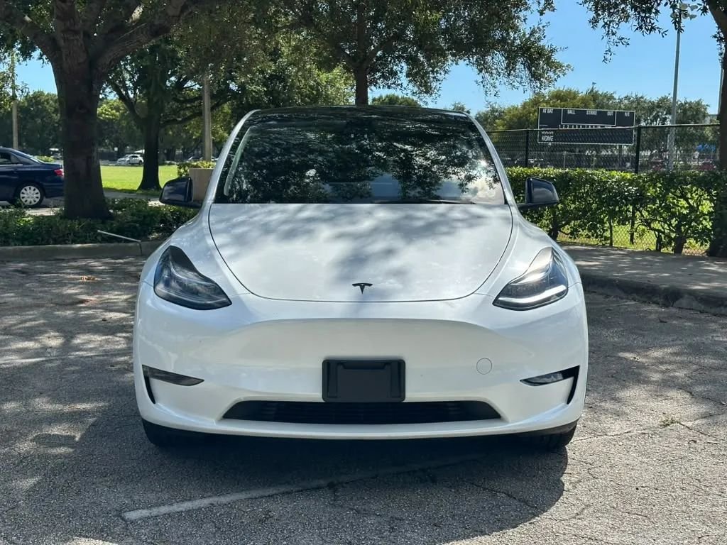 Suv in Pompano Beach, FL, United States 2 - 19091188