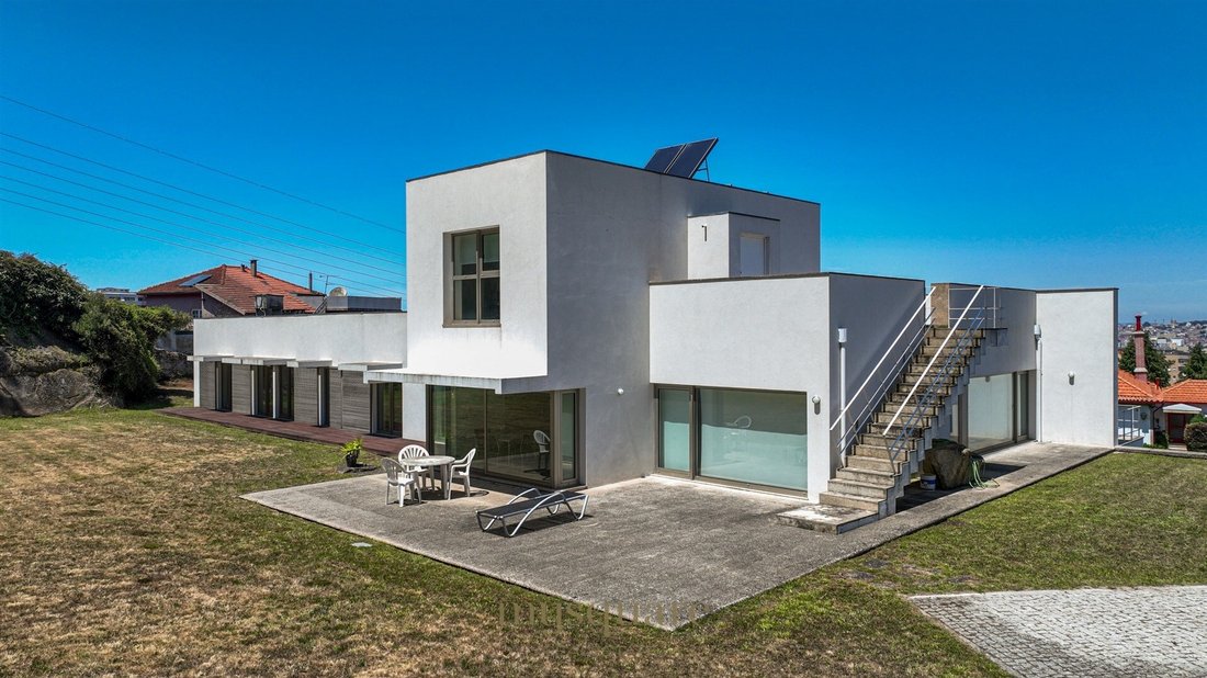 Haus in Mafamude und Vilar do Paraiso, Distrikt Porto, Portugal 5 - 19089252