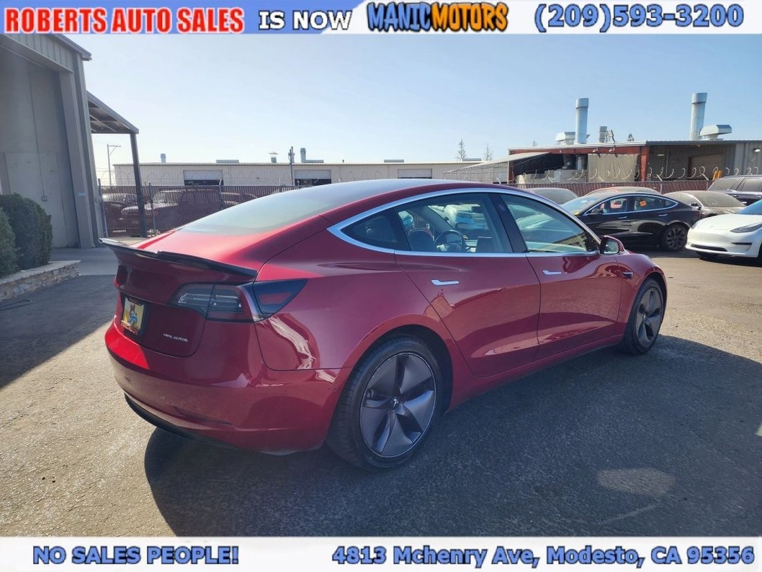 Sedan in Modesto, CA, United States 3 - 19091011