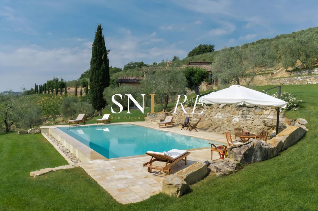 Casa en Radda in Chianti, Toscana, Italia 3 - 19089276