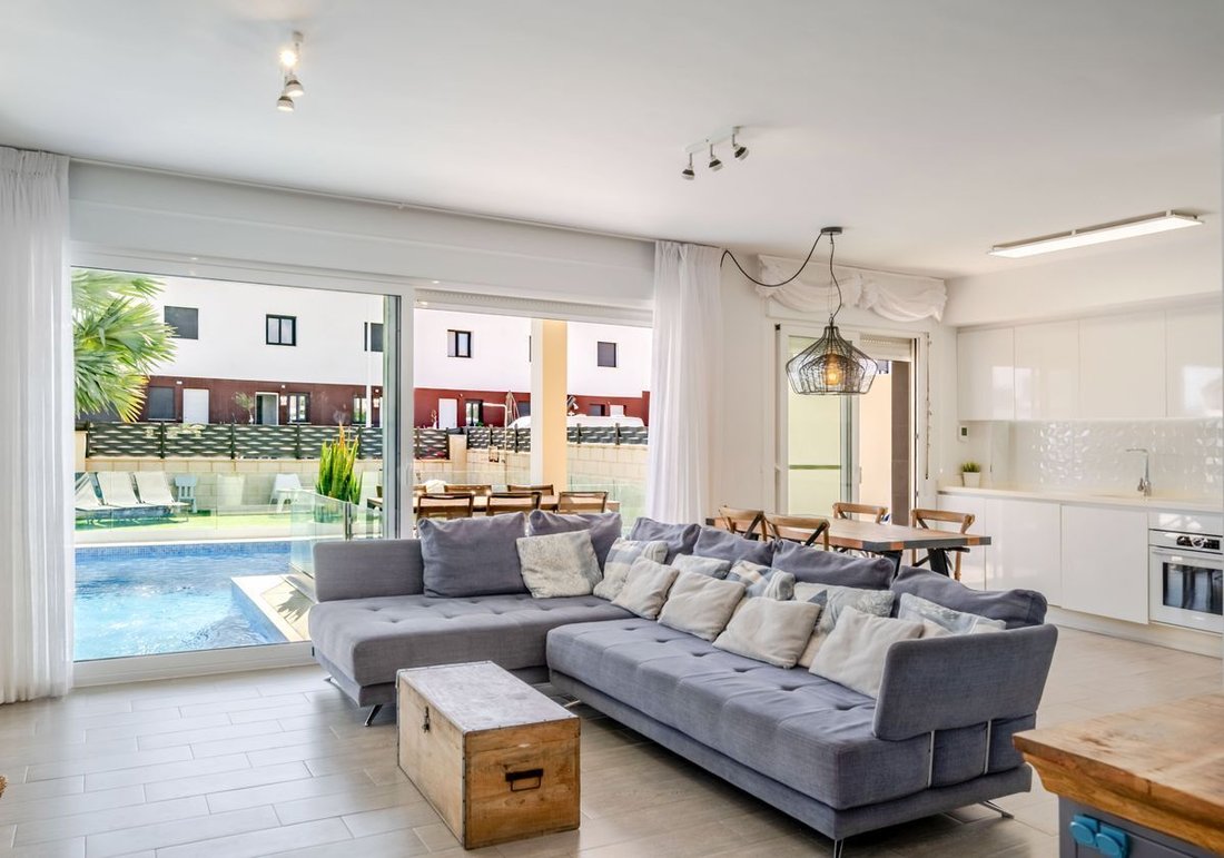 Villa in Santa Pola, Land Valencia, Spanien 1 - 19092461