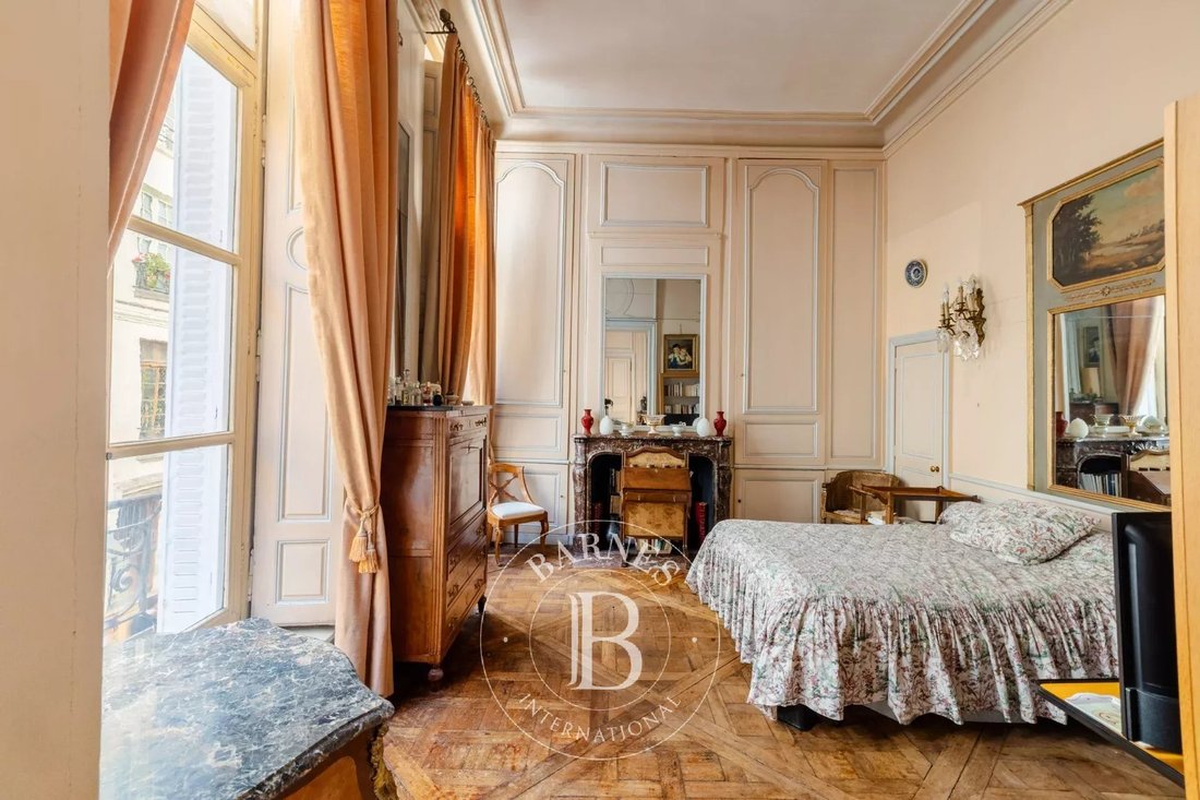 Apartment in Île Saint Louis, Paris 4e Arrondissement, Paris 5 - 19092266