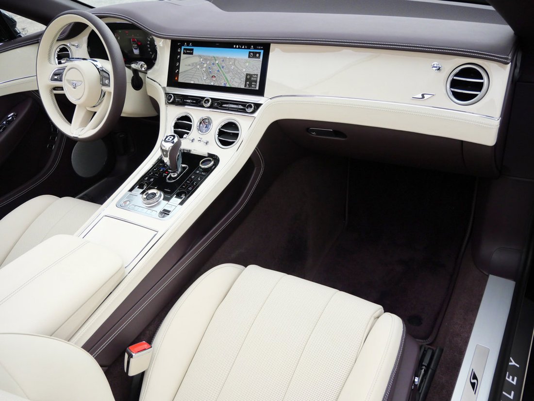 Cabriolet in Thousand Oaks, CA, United States 2 - 19092494