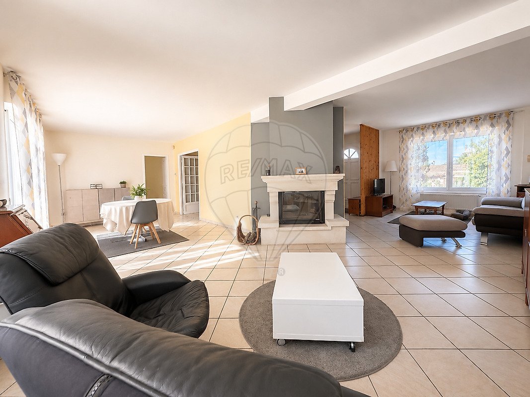 House in Saint-Witz, Ile-de-France, France 3 - 19092454