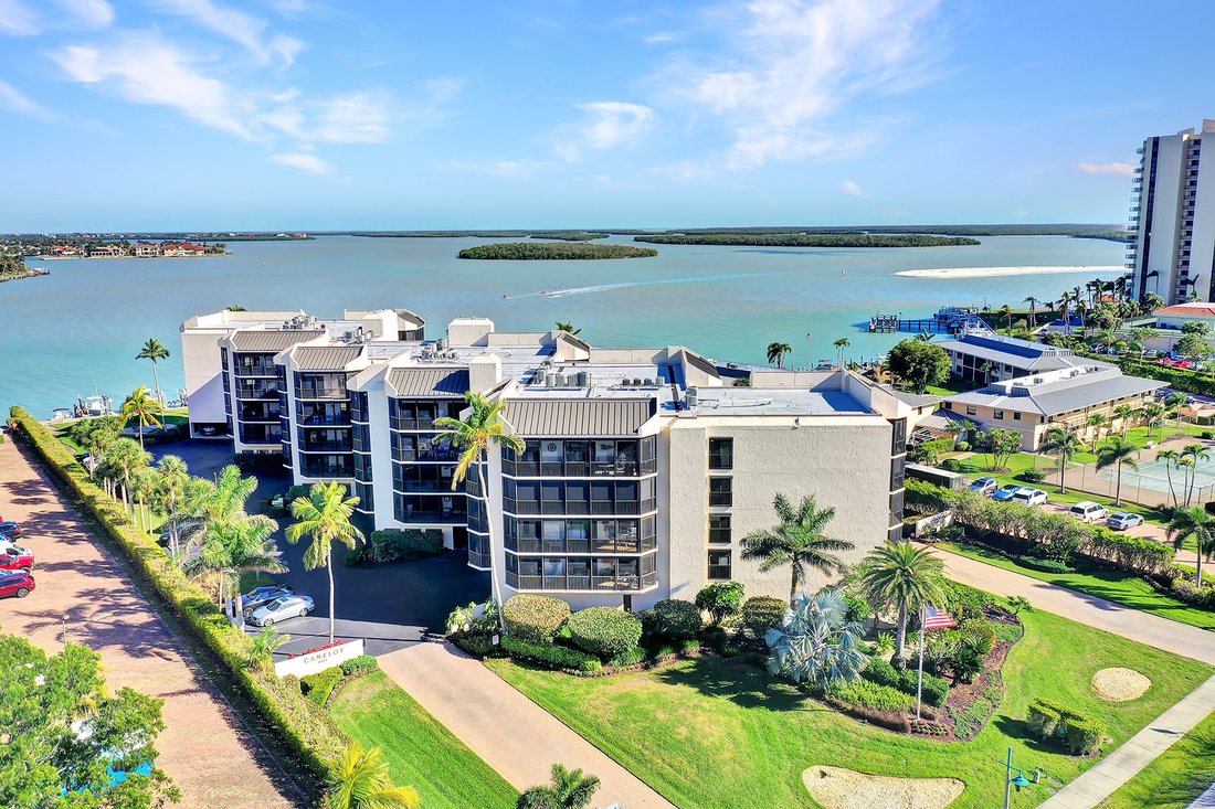 Condo in Marco Island, Florida, United States 3 - 19092289