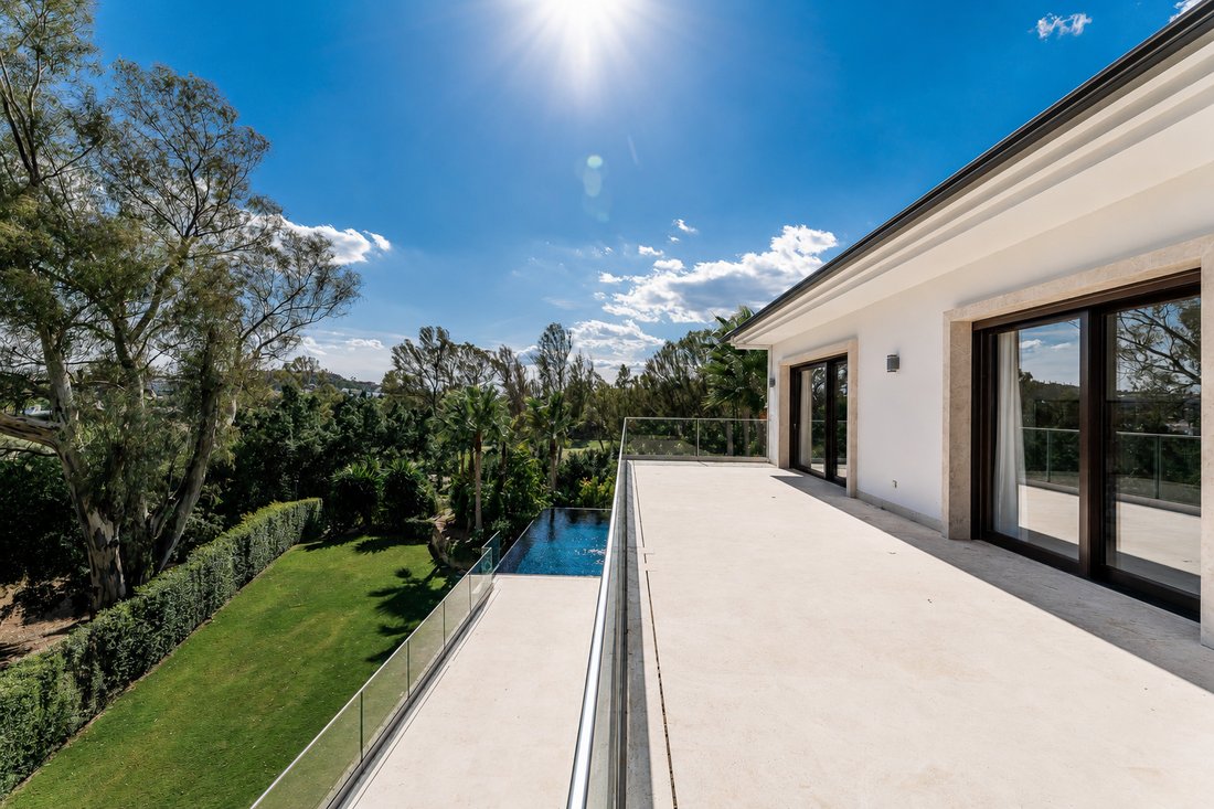 Villa en Nueva Andalucía, Marbella, España 2 - 19092286