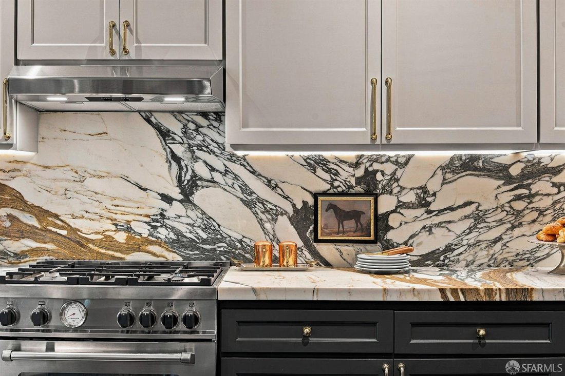 Condo in San Francisco, California, United States 2 - 19092413