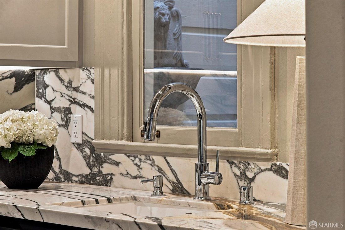 Condo in San Francisco, California, United States 4 - 19092413