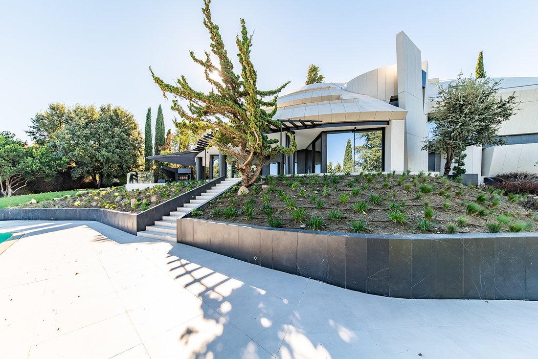 Chalet in La Moraleja, Alcobendas, Autonome Gemeinschaft Madrid 5 - 19093511