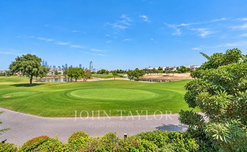 Villa in Emirates Hills, Emirato di Dubai, Emirati Arabi Uniti 1