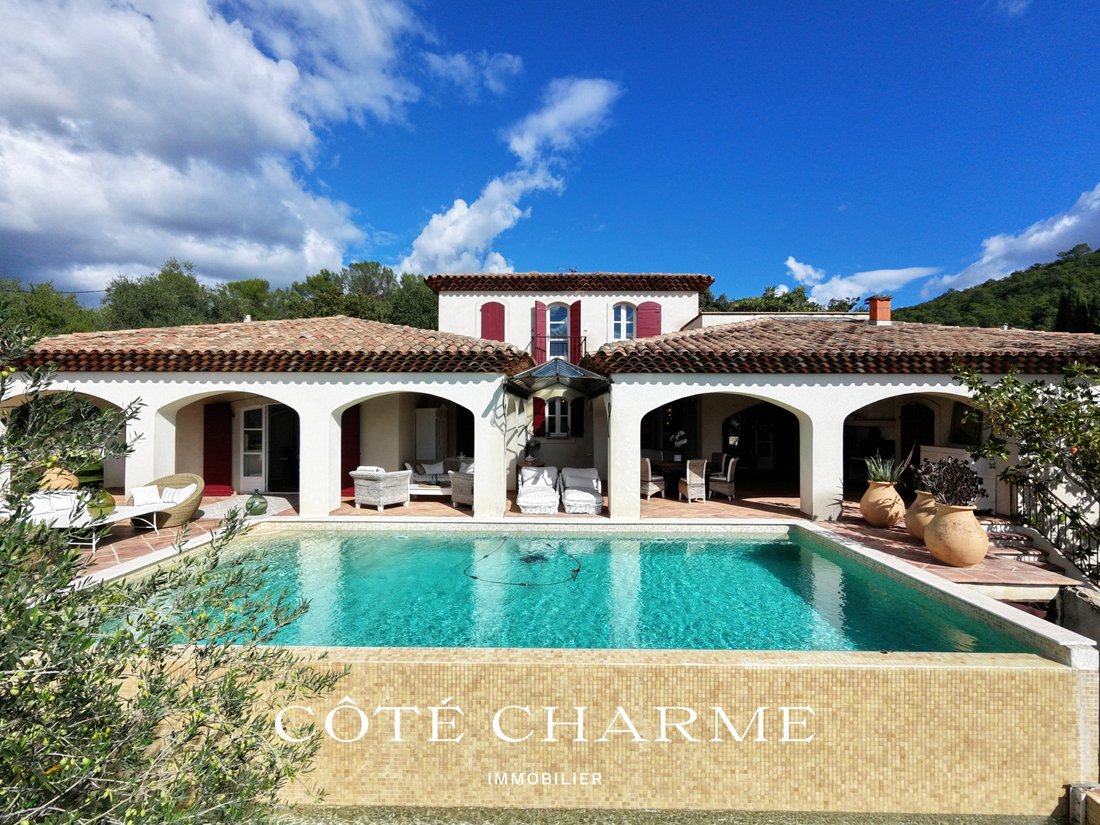 Casa en Méounes-lès-Montrieux, Provenza-Alpes-Costa Azul, Francia 2 - 16296847