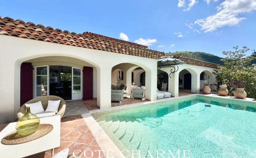 Haus in Méounes-lès-Montrieux, Provence-Alpes-Côte d'Azur, Frankreich 1