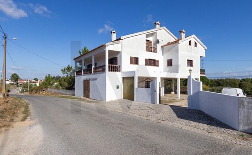 Townhouse en Alcoentre, Distrito de Lisboa, Portugal 1