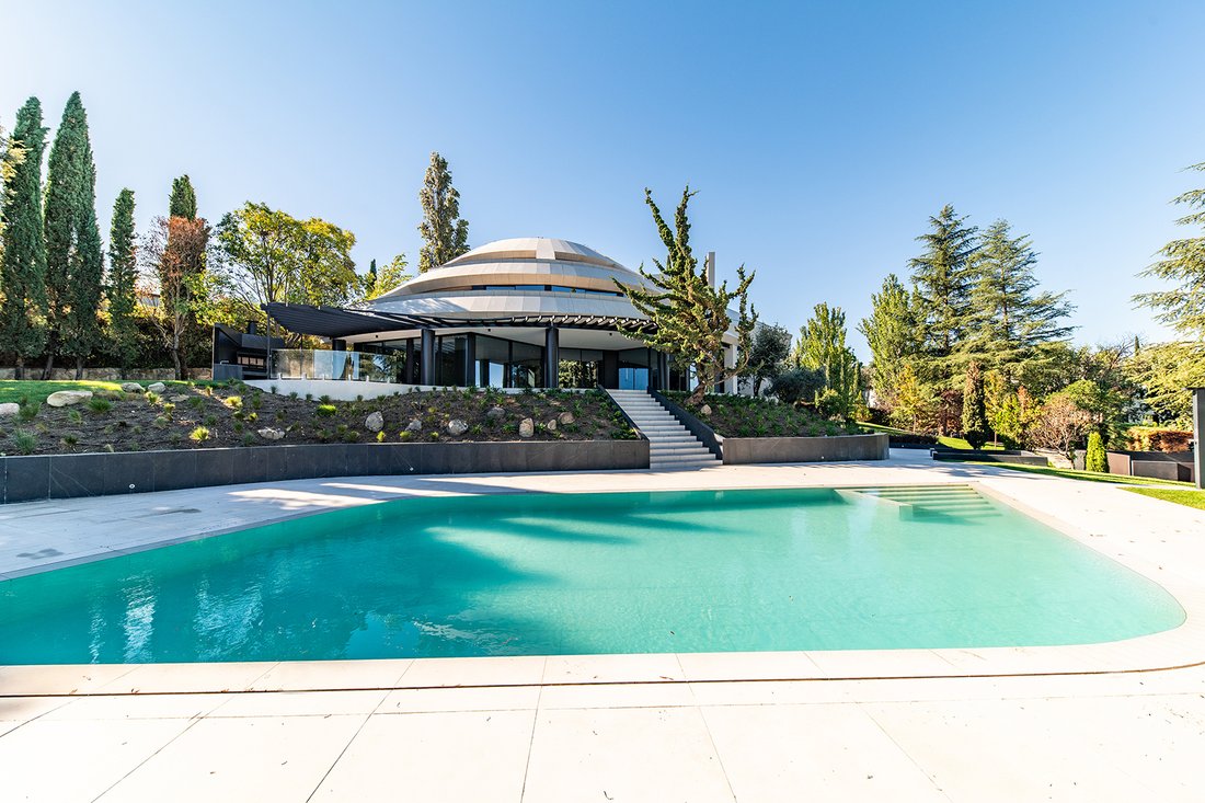 Chalet in La Moraleja, Alcobendas, Autonome Gemeinschaft Madrid 1 - 19093511