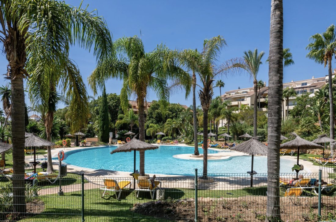 Appartamento a Marbella, Andalusia, Spagna 1 - 19092831