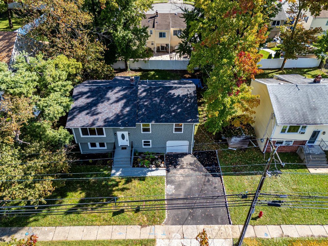 House in Woodbridge Township, New Jersey, United States 5 - 19093311
