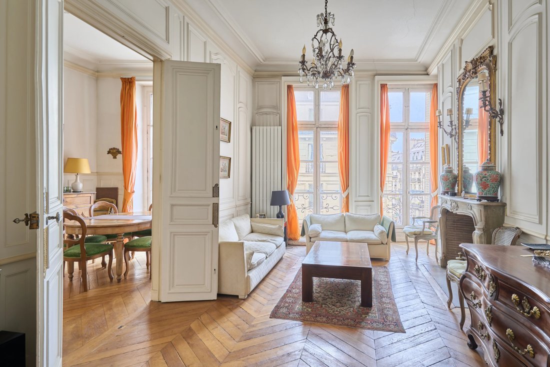 Apartment in Sorbonne, Paris 5e Arrondissement, Paris 1 - 19092554