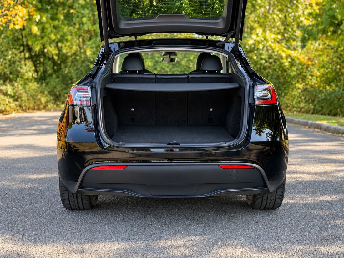 Suv in Kent, WA, United States 5 - 19092627