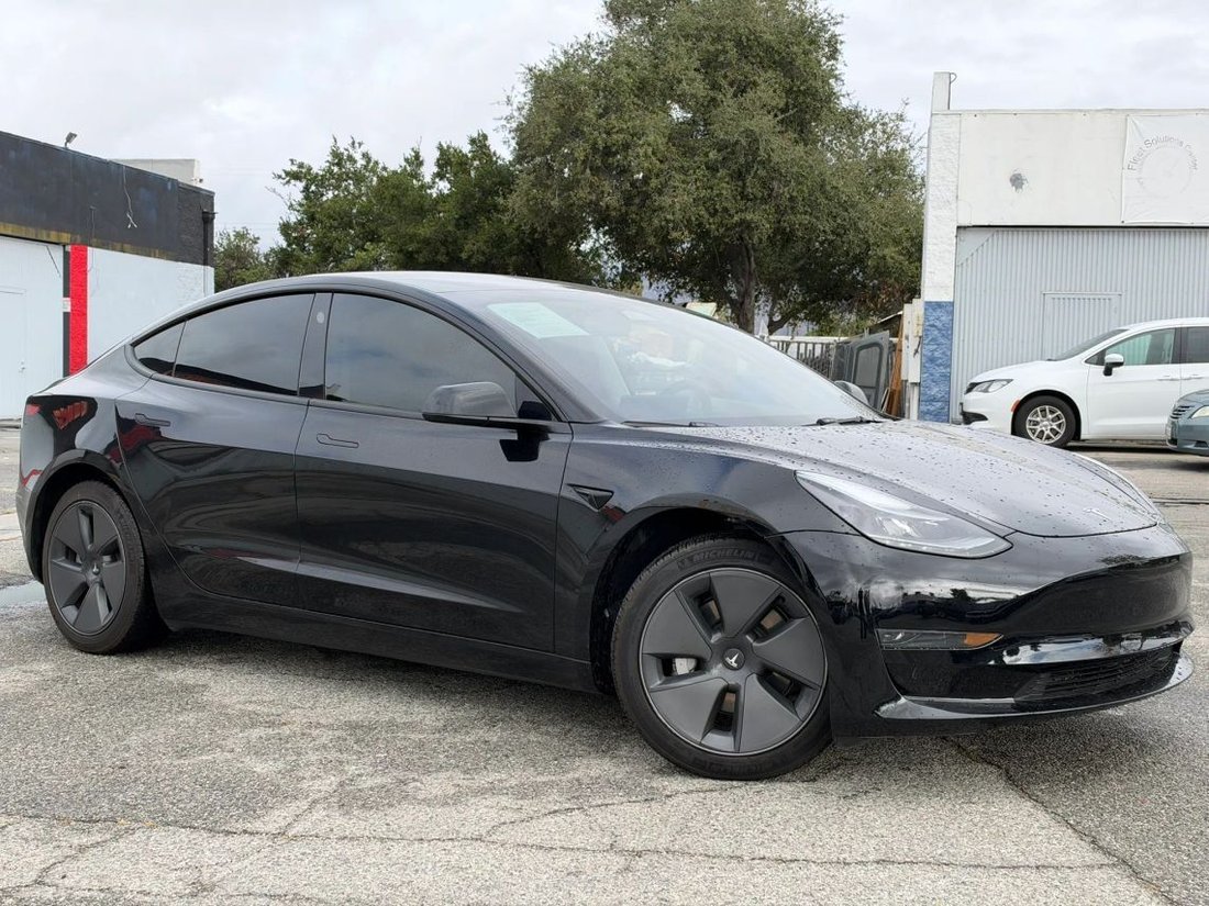 Sedan in Azusa, CA, United States 1 - 19093095