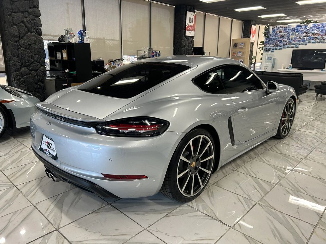 Coupe in Pittsburg, CA, United States 5 - 19093021