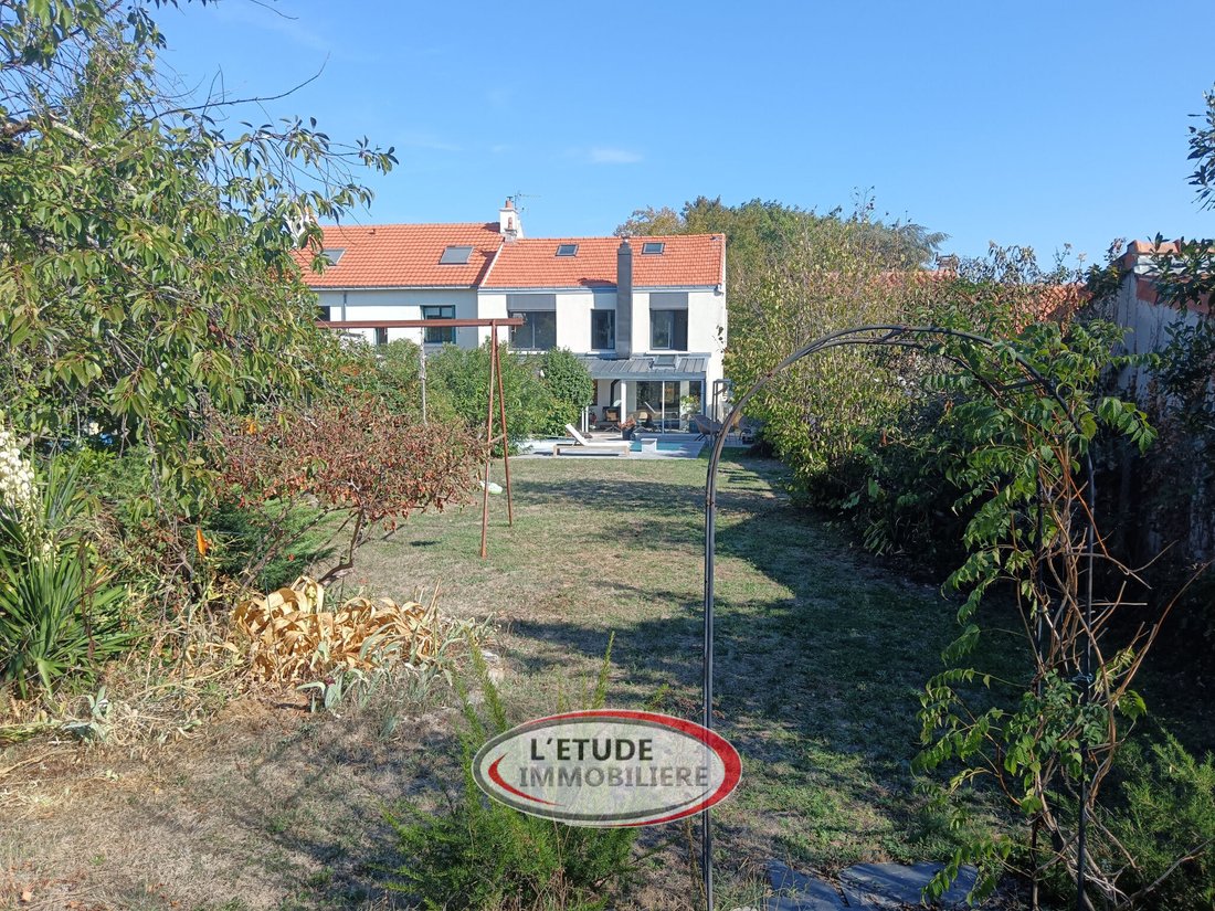 House in Bellevue-La Bougrière-La Gicquelière, Sainte-Luce-sur-Loire, France 2 - 19092885