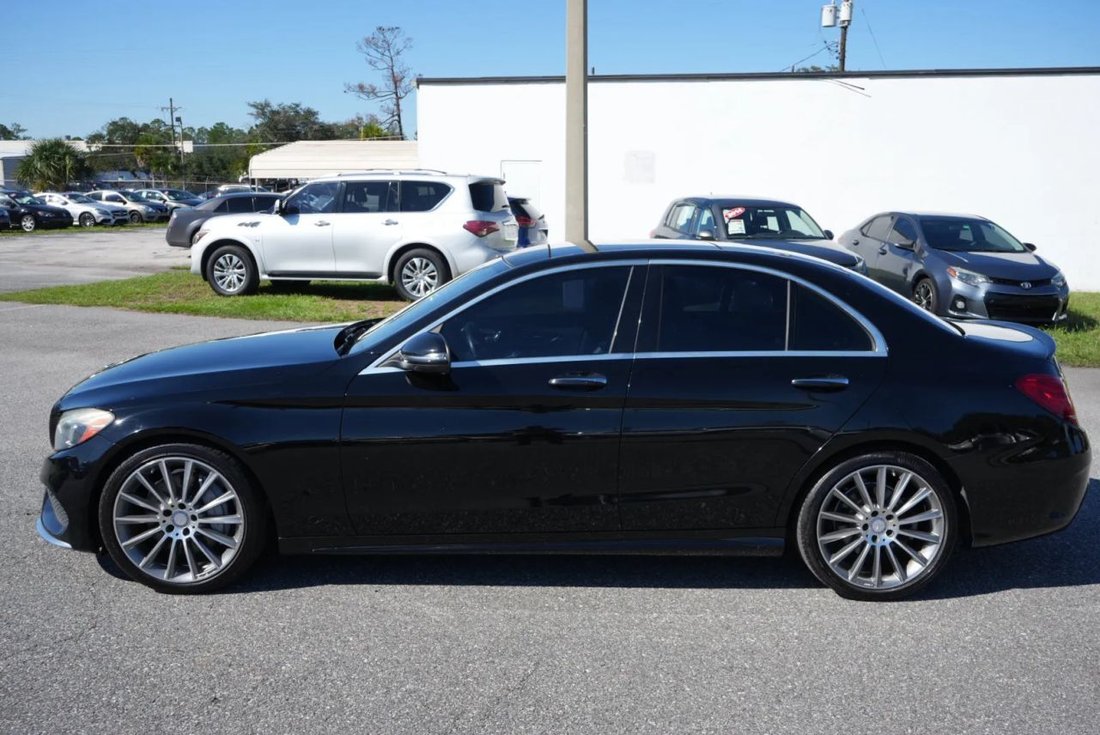 Sedan in Gainesville, FL, United States 2 - 19093152