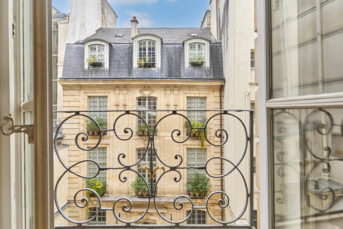 Apartment in Sorbonne, Paris 5e Arrondissement, Paris 2 - 19092554